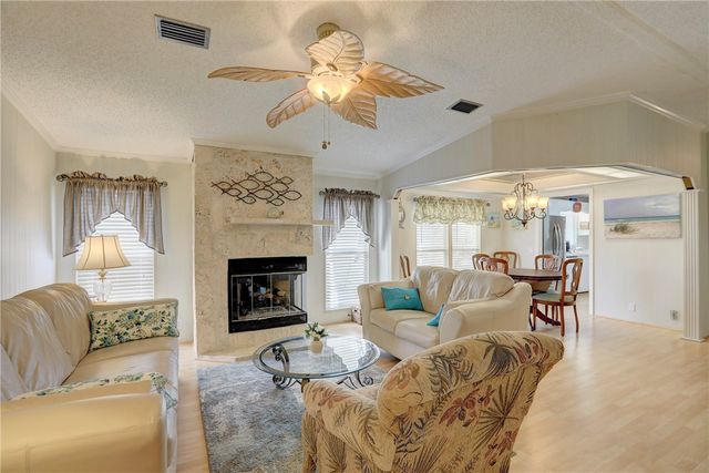 7674 Longhorn Avenue, Micco, FL 32976