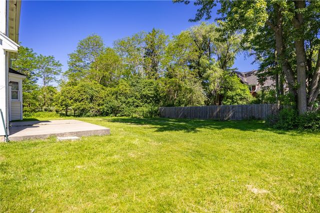 12 French Meadow Lane, Brighton, NY 14618