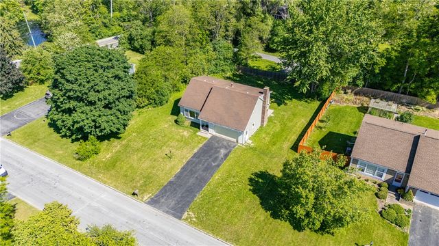 12 French Meadow Lane, Brighton, NY 14618