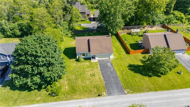12 French Meadow Lane, Brighton, NY 14618