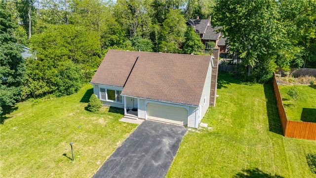 12 French Meadow Lane, Brighton, NY 14618