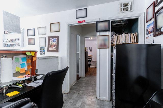 904 Panama Street, Houston, TX 77009