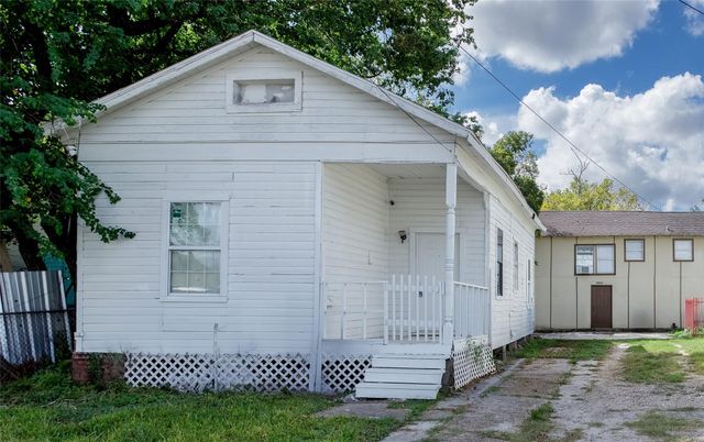 904 Panama Street, Houston, TX 77009