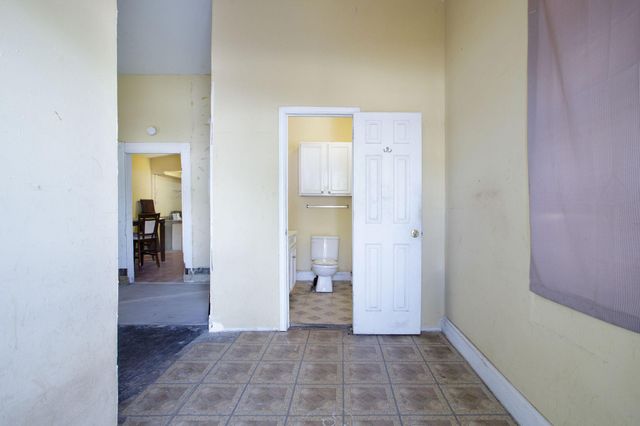 904 Panama Street, Houston, TX 77009