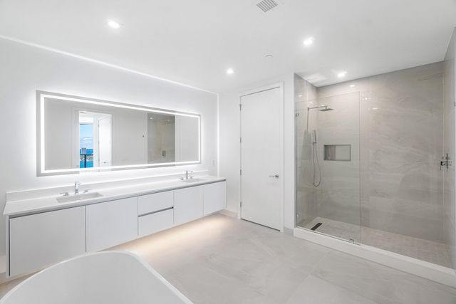 220 Lake Shore Drive 2012, Lake Park, FL 33403