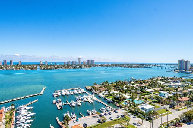 220 Lake Shore Drive 2012, Lake Park, FL 33403