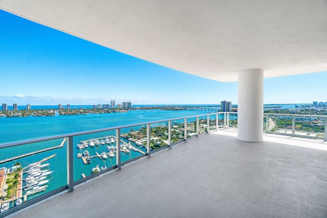 220 Lake Shore Drive 2012, Lake Park, FL 33403