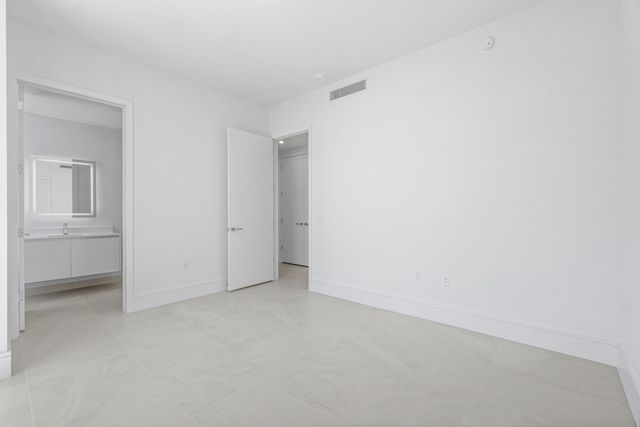 220 Lake Shore Drive 2012, Lake Park, FL 33403