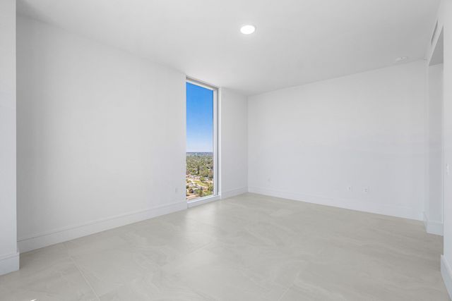 220 Lake Shore Drive 2012, Lake Park, FL 33403