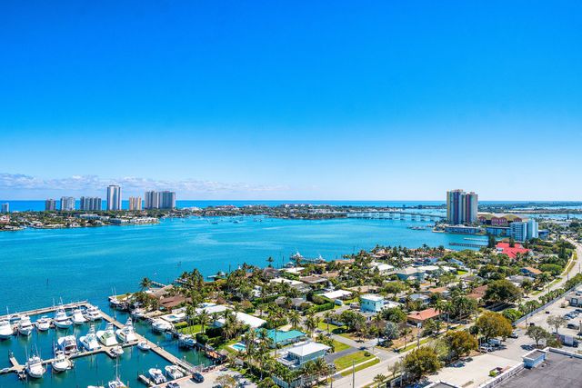 220 Lake Shore Drive 2012, Lake Park, FL 33403