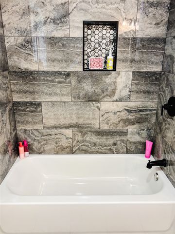 2702 Belknap Avenue, Dallas, TX 75216