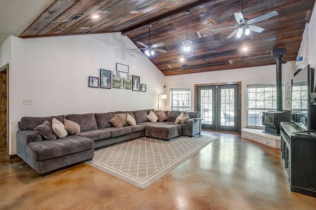 201 Curry Road, Waxahachie, TX 75167