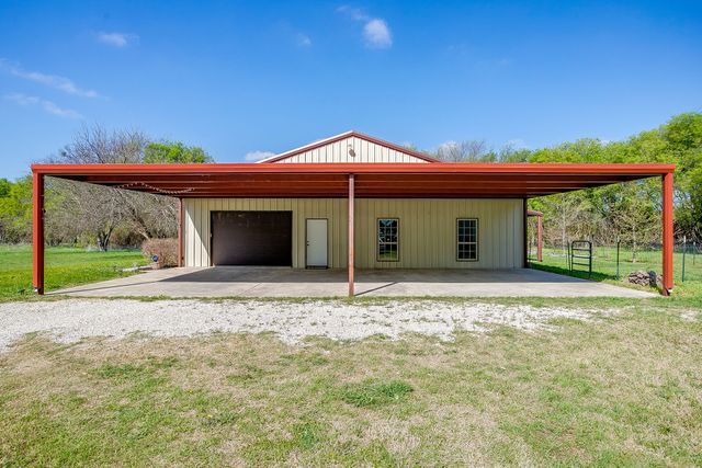 201 Curry Road, Waxahachie, TX 75167