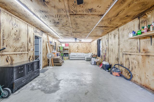 201 Curry Road, Waxahachie, TX 75167