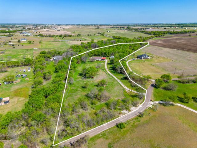 201 Curry Road, Waxahachie, TX 75167