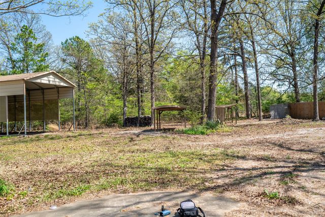375 County Road 45080, Powderly, TX 75473