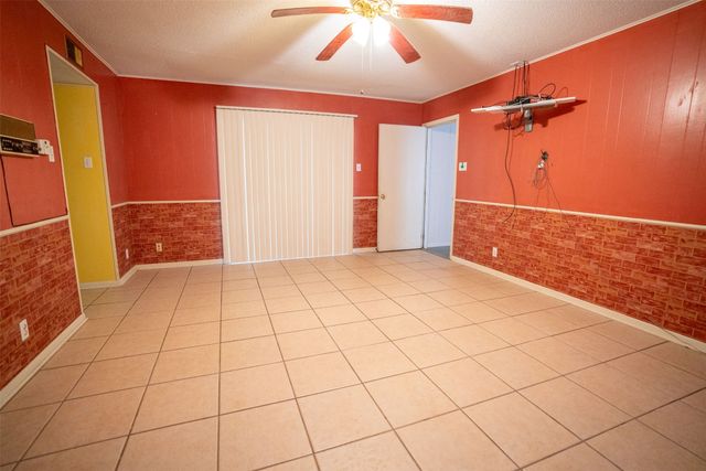 375 County Road 45080, Powderly, TX 75473