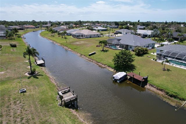 184 MARK TWAIN LANE, Rotonda West, FL 33947