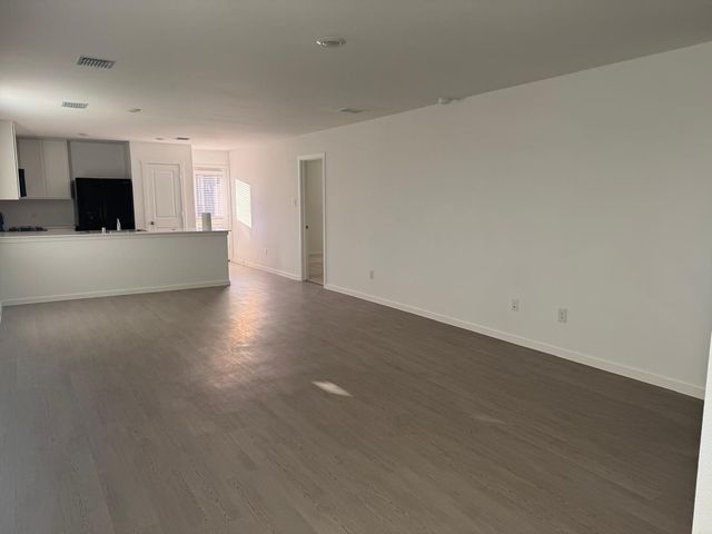 7505 Fenton Parkway, Pilot Point, TX 76258