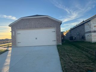 7505 Fenton Parkway, Pilot Point, TX 76258