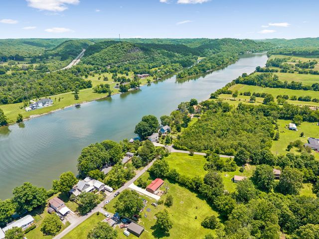 1105 Goose Bay Rd, Ashland City, TN 37015
