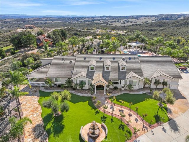 35751 Avenida La Cresta, Murrieta, CA 92562