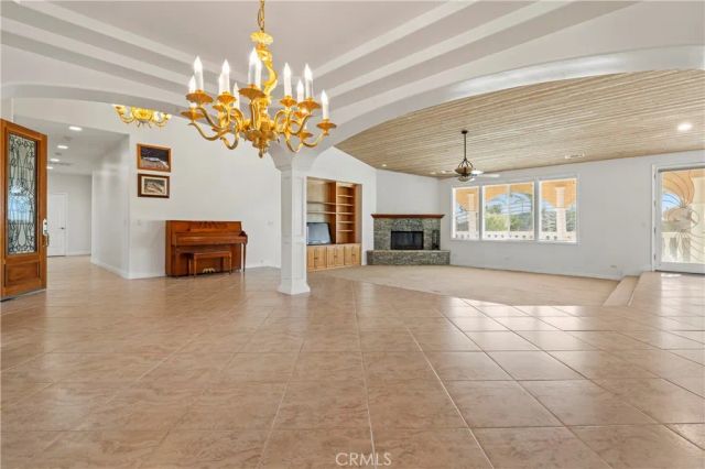 35751 Avenida La Cresta, Murrieta, CA 92562