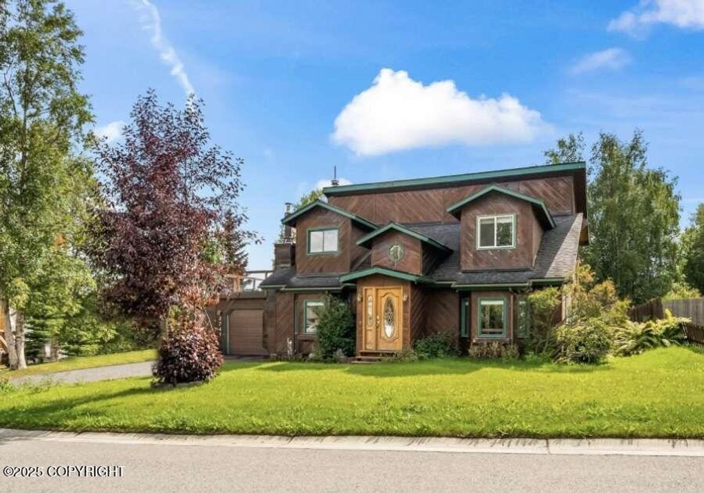2741 Kingfisher Drive, Anchorage, AK 99502