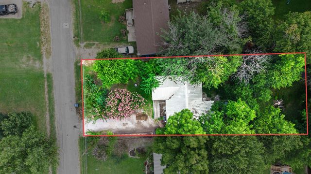 906 Branch Street, Greenville, TX 75401
