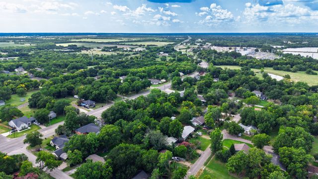 906 Branch Street, Greenville, TX 75401