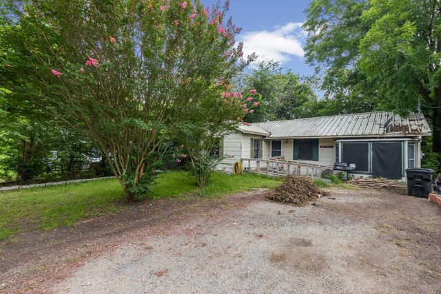 906 Branch Street, Greenville, TX 75401