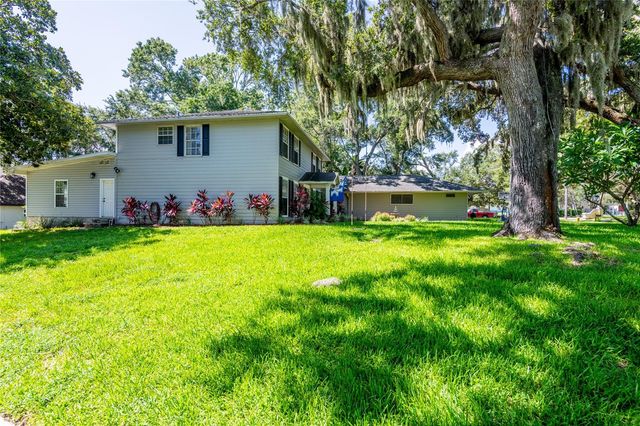 1857 CASTLE WOODS DRIVE, Clearwater, FL 33759