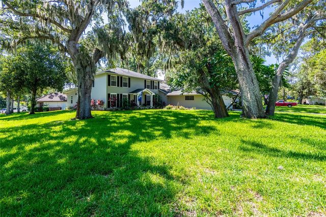 1857 CASTLE WOODS DRIVE, Clearwater, FL 33759