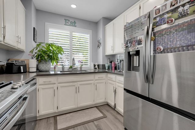 3327 Summer Creek Dr, Turlock, CA 95382