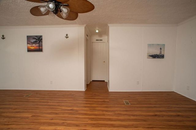 353 Misty Breeze Ln., Murrells Inlet, SC 29576