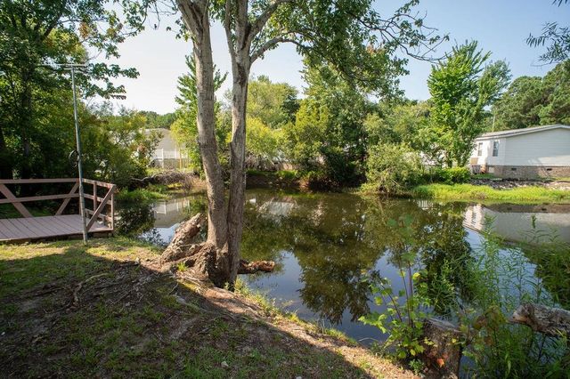 353 Misty Breeze Ln., Murrells Inlet, SC 29576