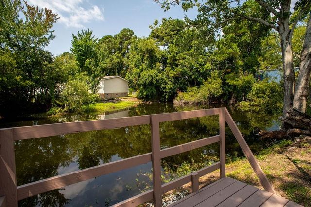 353 Misty Breeze Ln., Murrells Inlet, SC 29576