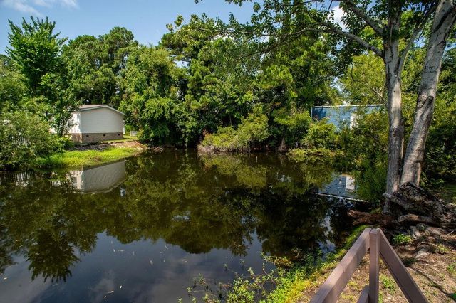 353 Misty Breeze Ln., Murrells Inlet, SC 29576