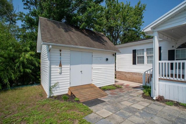 353 Misty Breeze Ln., Murrells Inlet, SC 29576