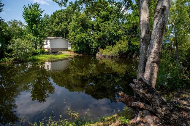 353 Misty Breeze Ln., Murrells Inlet, SC 29576