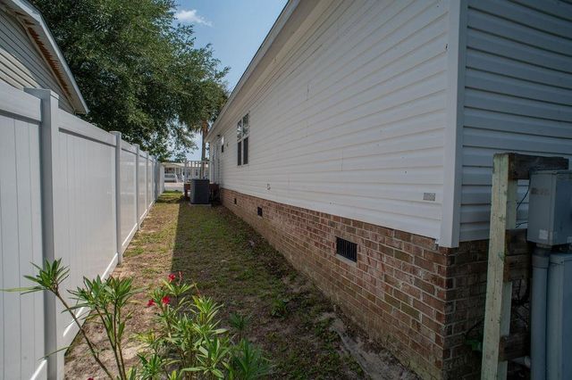 353 Misty Breeze Ln., Murrells Inlet, SC 29576