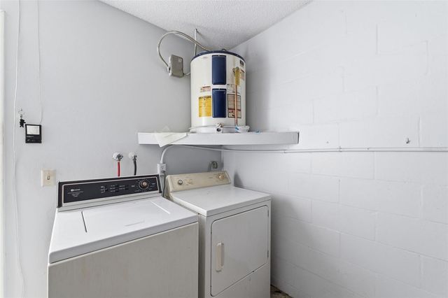 1284 LONDON AVENUE, Spring Hill, FL 34606