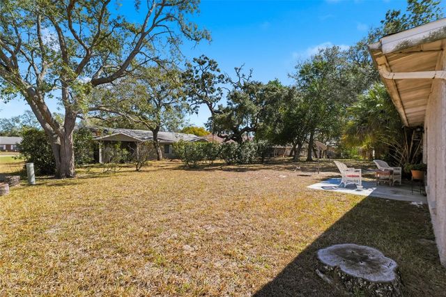 1284 LONDON AVENUE, Spring Hill, FL 34606