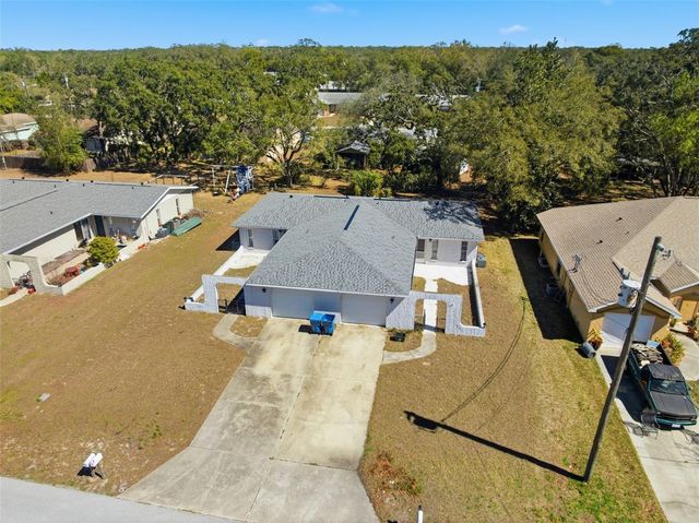 1284 LONDON AVENUE, Spring Hill, FL 34606