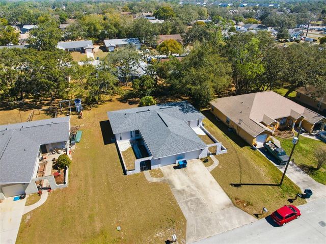 1284 LONDON AVENUE, Spring Hill, FL 34606