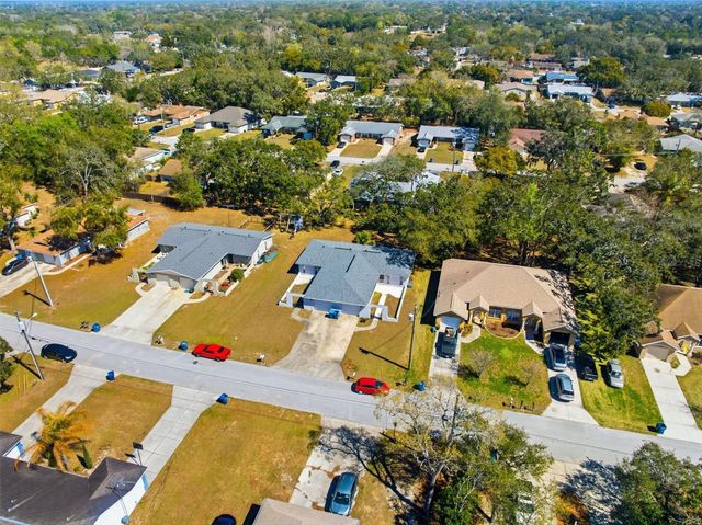 1284 LONDON AVENUE, Spring Hill, FL 34606