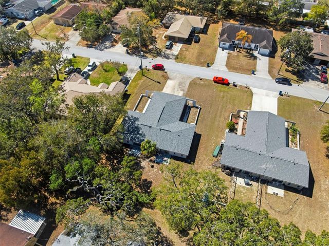 1284 LONDON AVENUE, Spring Hill, FL 34606