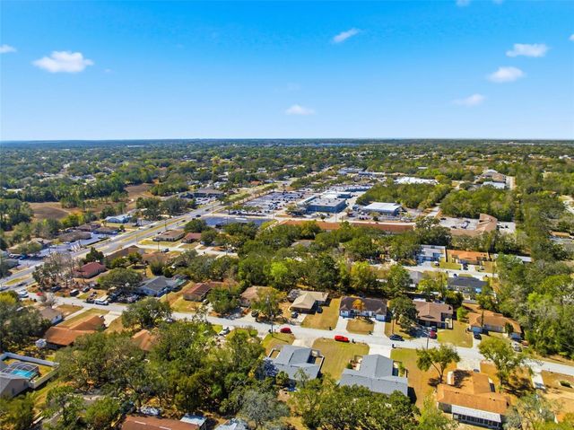 1284 LONDON AVENUE, Spring Hill, FL 34606