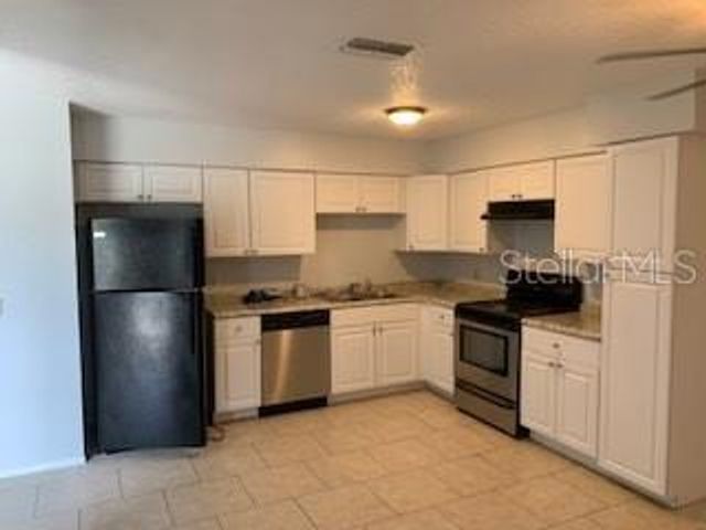 1284 LONDON AVENUE, Spring Hill, FL 34606