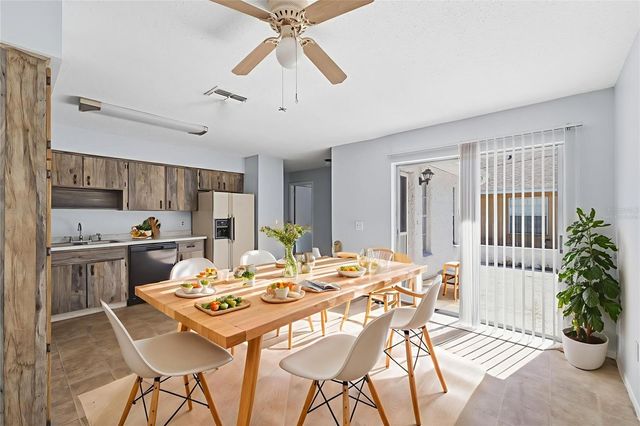 1284 LONDON AVENUE, Spring Hill, FL 34606